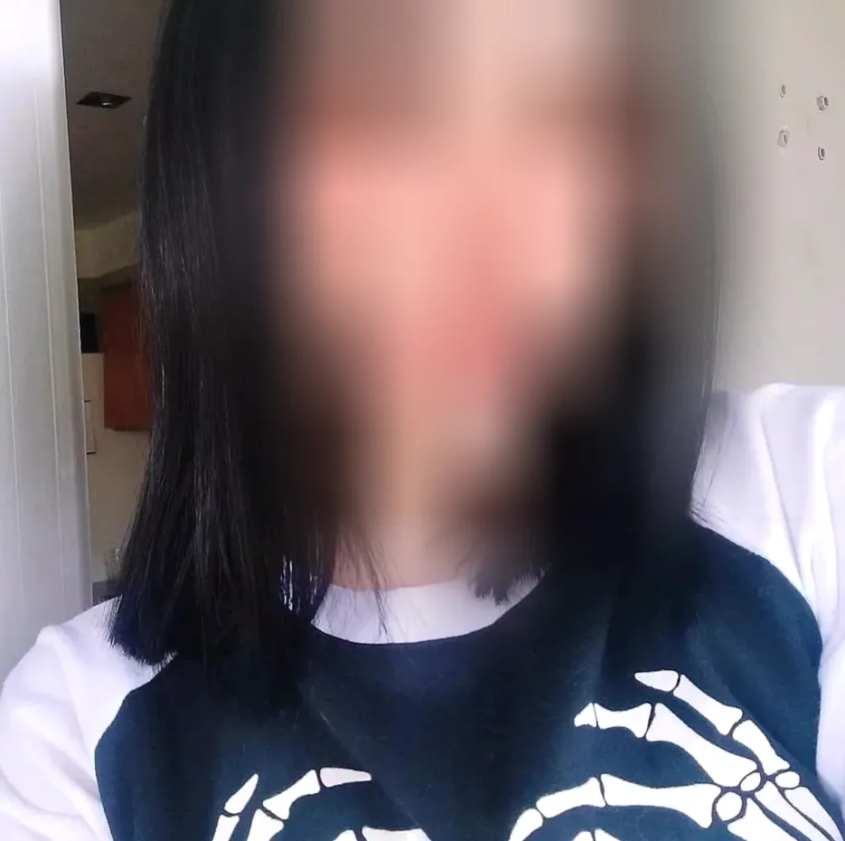 Anna, 20