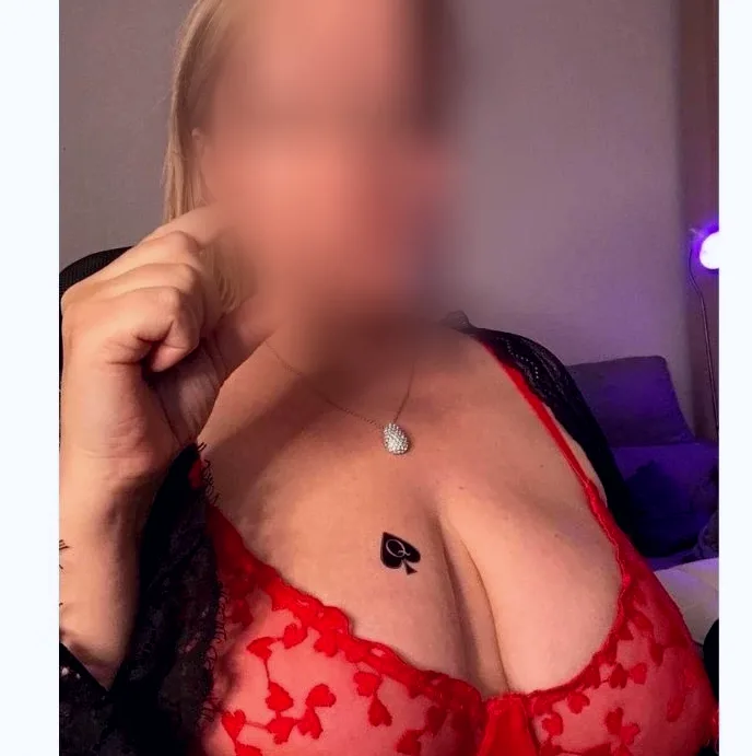 Hajar, 39