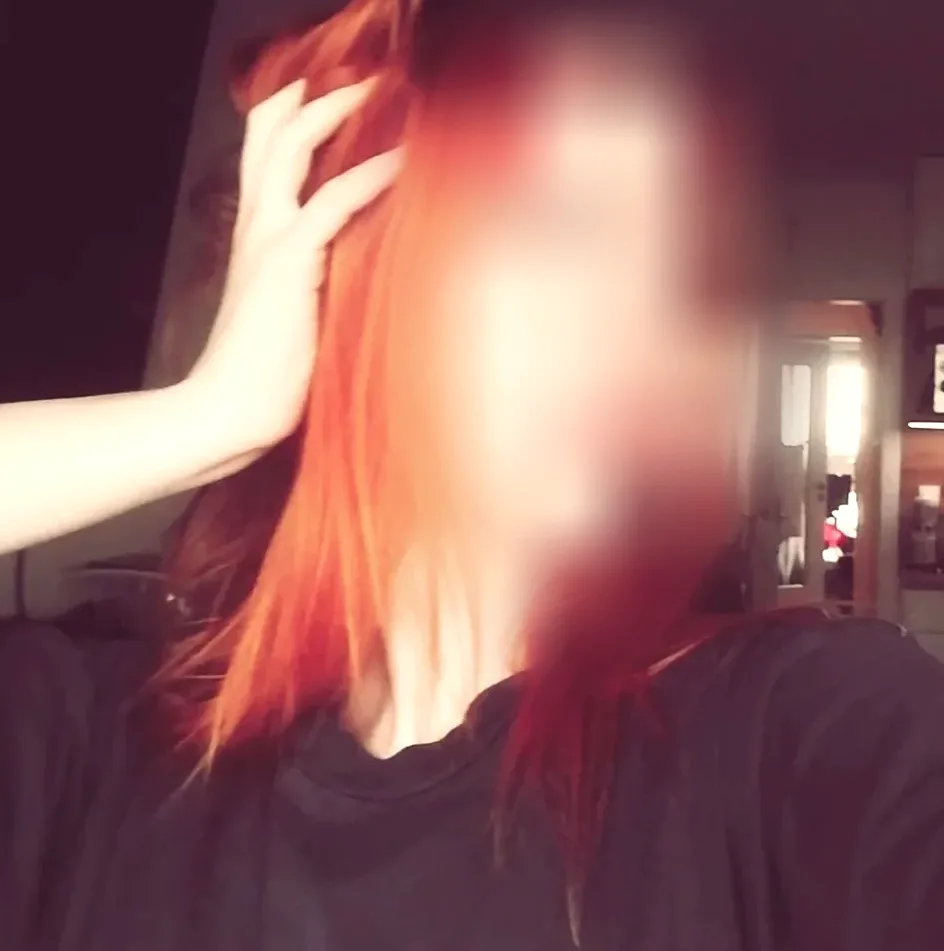 Nienke, 19