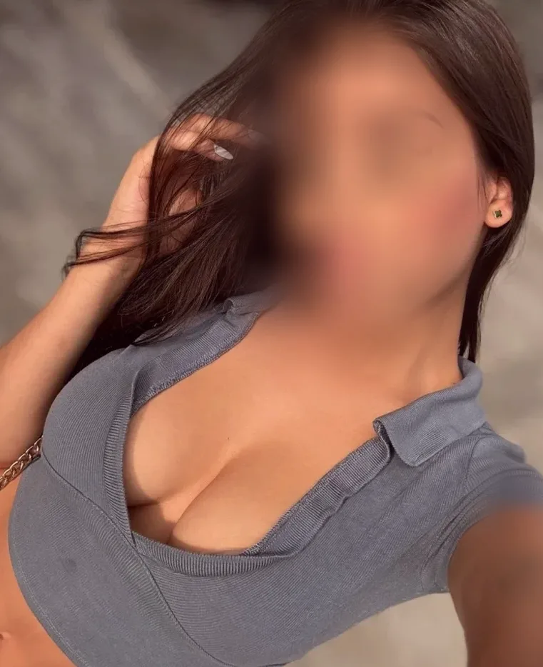Sofie, 21